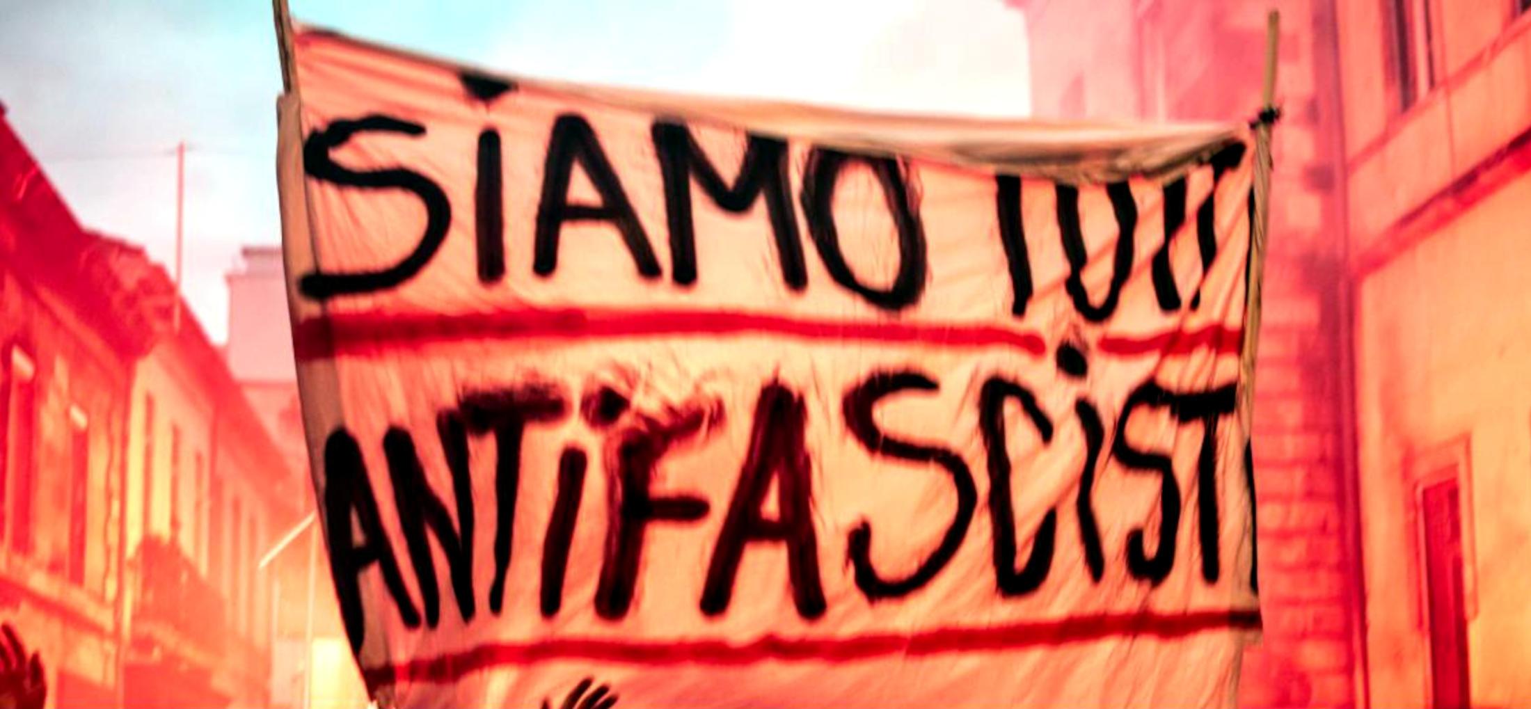 Siamo tuti antifascisti (banderole)